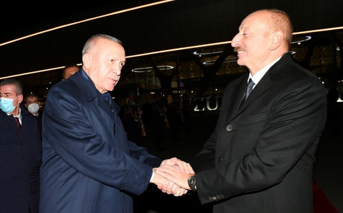    İlham Əliyev Ərdoğanla fotosunu paylaşıb   