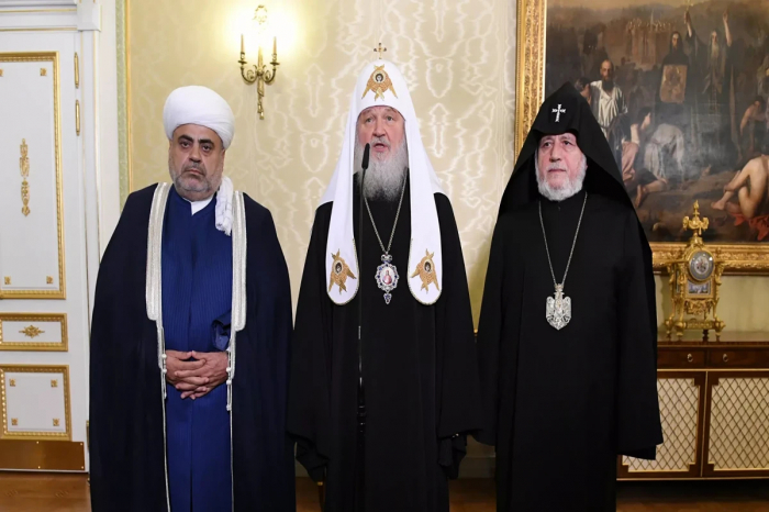  Moscú celebra una reunión trilateral de líderes religiosos de Azerbaiyán, Rusia y Armenia 