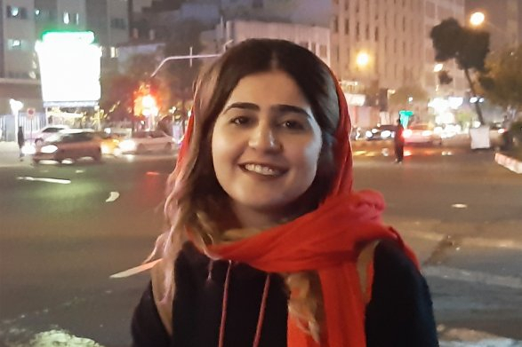    İranda jurnalist qadın həbs edildi 
