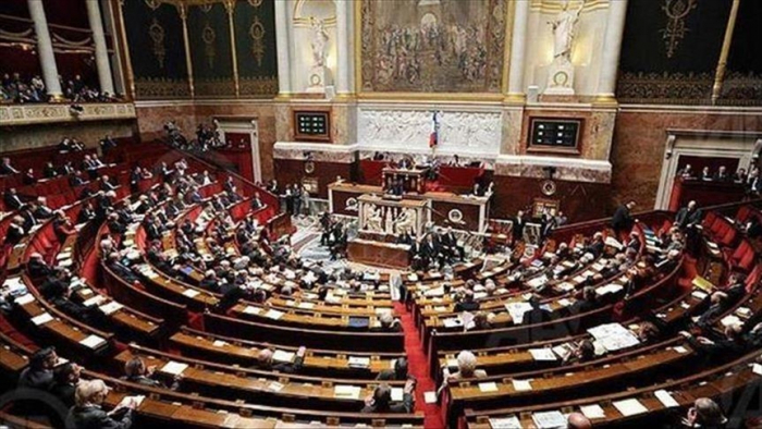Pass sanitaire: l’Assemblée nationale française ouvre la voie au prolongement jusqu’à l