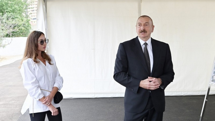   Aserbaidschanischer Präsident und First Lady besuchen Bezirk Schamachi  
