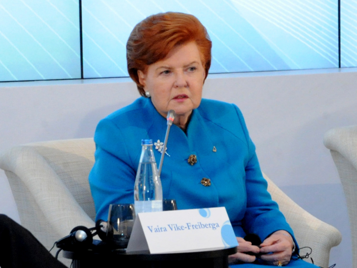  "Baku entwickelt sich und wird schöner"  - Vaira Vike-Freiberga  