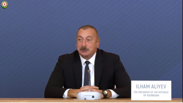  Präsident Aliyev hält eine Rede bei der Eröffnung des VIII. Globalen Baku Forums 