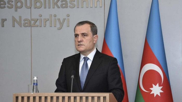   Ministro: "Se está trabajando para presentar demandas contra Armenia" 