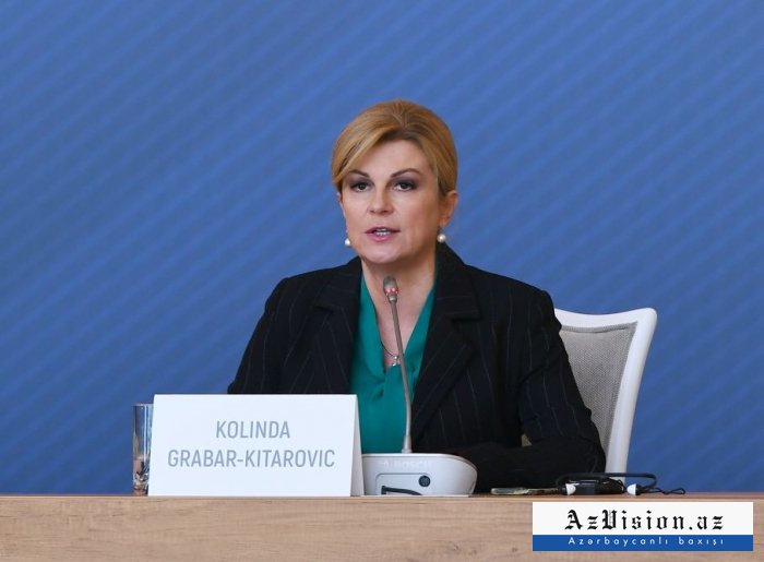     Kolinda Grabar-Kitarović  : "Me alegro de que el conflicto de Karabaj ya se haya resuelto"  