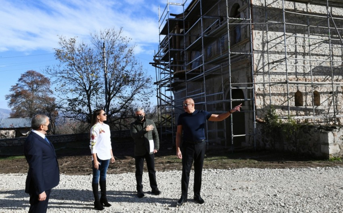   President Ilham Aliyev and First Lady Mehriban Aliyeva view restoration work carried out at Mehmandarovs