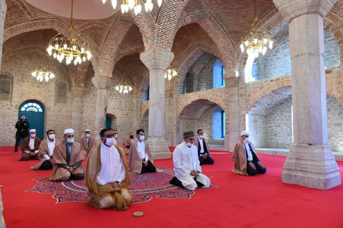 Thanksgiving prayer performed at Yukhari Govhar Agha mosque in Shusha