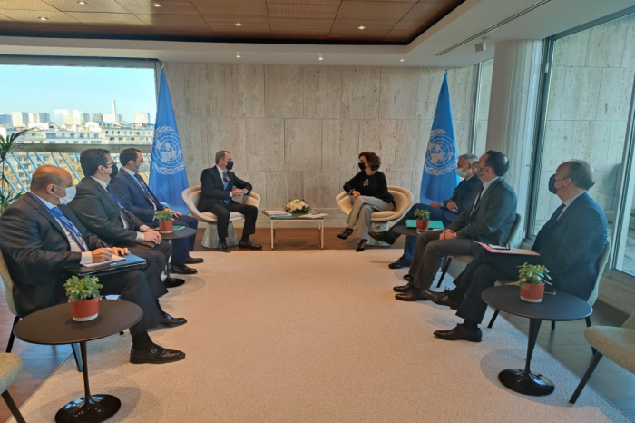   Jeyhun Bayramov traf sich mit die Generaldirektorin der UNESCO  