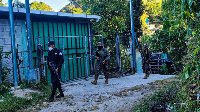 Nayib Bukele envió a la Fuerza Armada a las calles para contener la guerra de maras en El Salvador