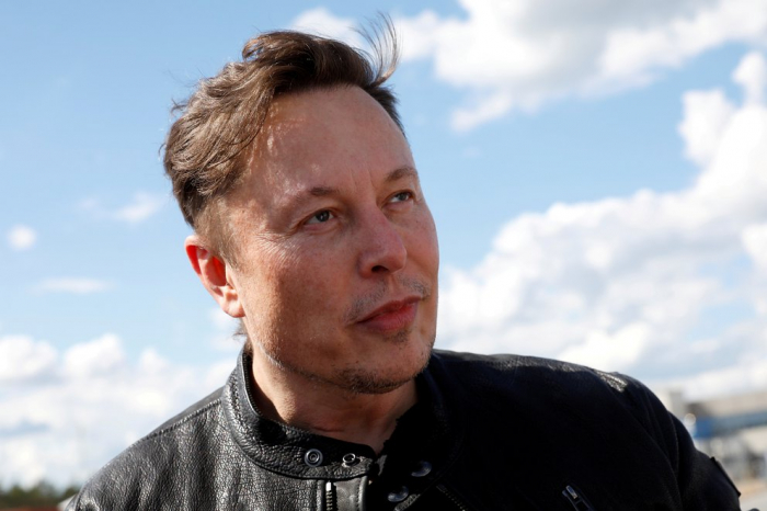 Elon Musk vendió 5.000 millones de dólares en acciones de Tesla tras la encuesta que hizo en Twitter