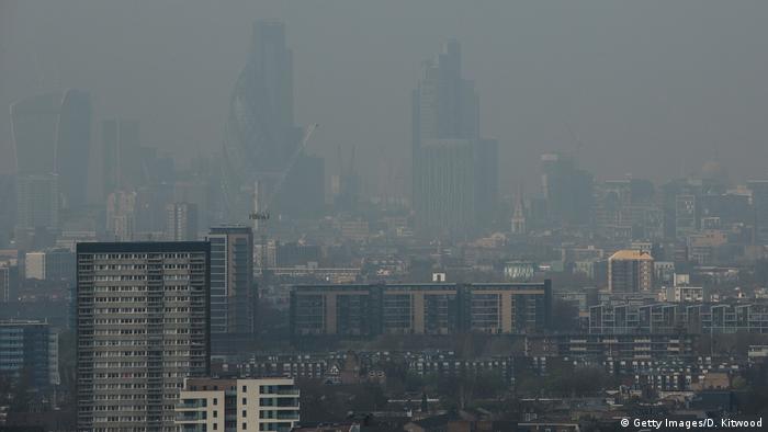 Air pollution in Europe still killing more than 300,000 a year - report   