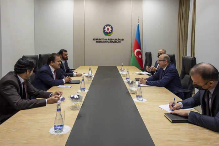 Azerbaijan and Qatar discuss prospects of co-op in wind energy field