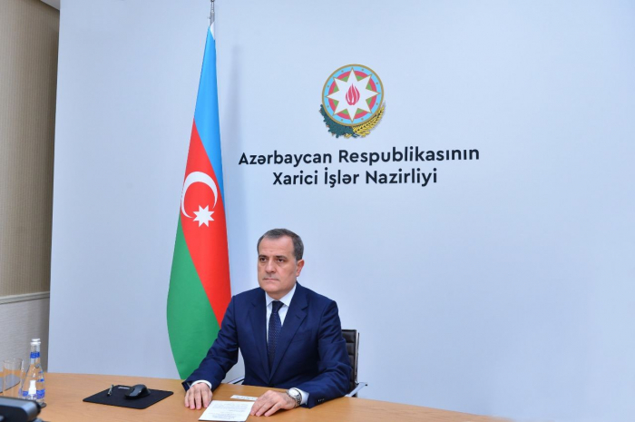     Außenminister:   Aserbaidschan baut das von Armenien zerstörte Eisenbahnnetz wieder auf  
