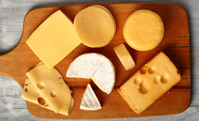 Does cheese really give you vivid dreams?
