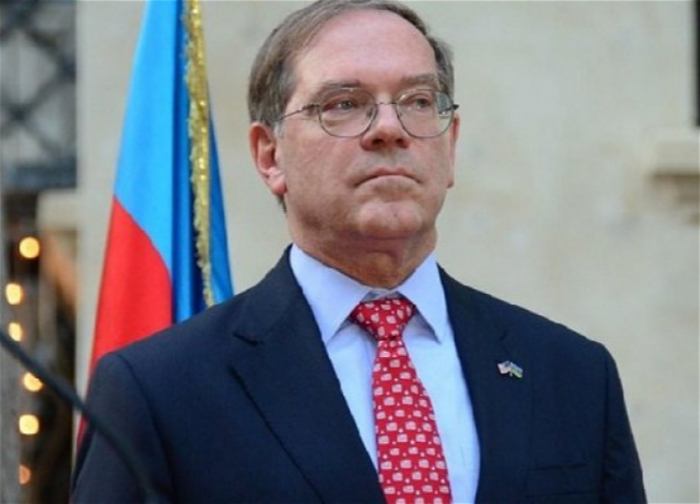     Embajador de EE UU  : "Esperamos que la reunión de los líderes de Azerbaiyán y Armenia sea un paso adelante"  