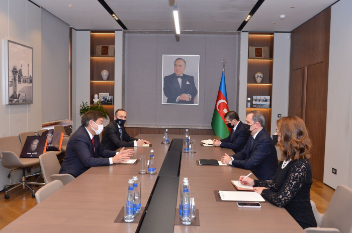 Azerbaijani FM Bayramov meets with Sec-Gen of TURKSOY