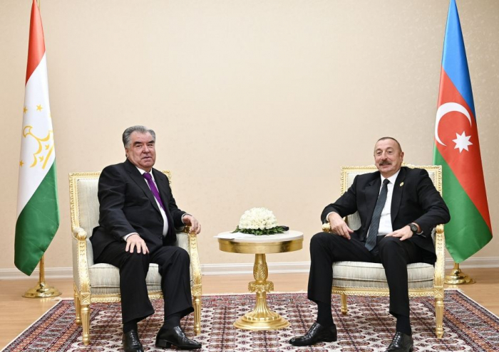 Azerbaijani President meets Tajik President Emomali Rahmon