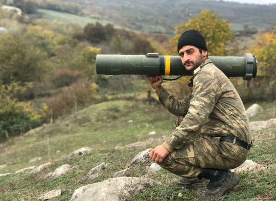  "Köhnə evi söküb yenisini tikəcəkdi" -  Şəhidin yarımçıq arzuları   