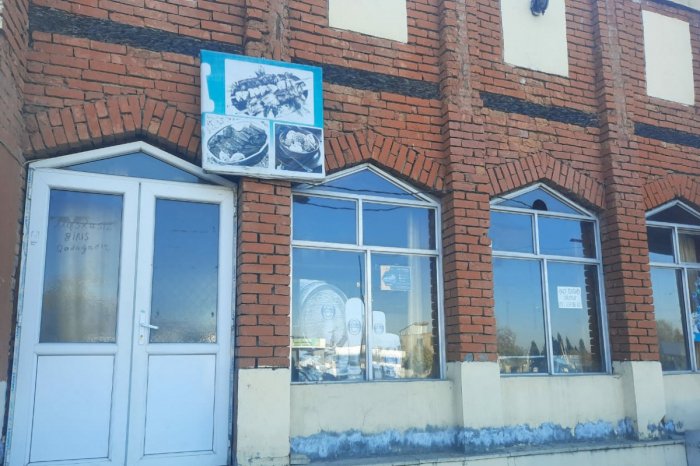 COVID pasportsuz şəxslərə xidmət göstərən kafe sahibi cərimələndi  
