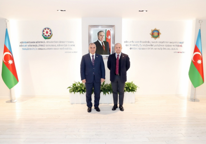 El jefe del Servicio de Seguridad del Estado de la República de Azerbaiyán se ha reunido con el comandante en jefe de la Guardia de Finanzas italiana
