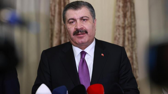    Fahrettin Koca çökən bina ilə bağlı açıqlama verib  
   