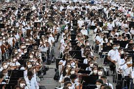 Venezuela : 12.000 musiciens ont joué en même temps, en quête du record Guinness du plus grand orchestre du monde