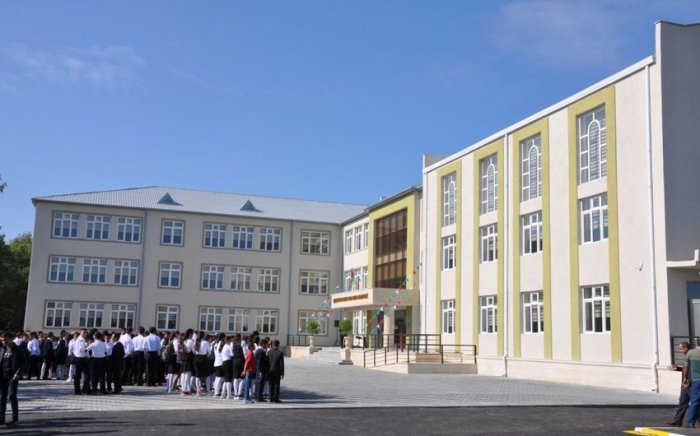 Bakıda 172 məktəb Milli Qəhrəman və şəhid adı daşıyır
