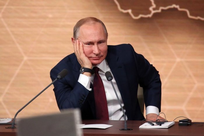 Putin əcnəbilərin Rusiya vətəndaşı olmasını asanlaşdırır