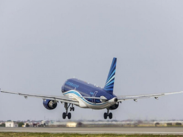    Bakı-Moskva aviareysinin sərnişinləri başqa təyyarə ilə yola düşəcəklər  
   