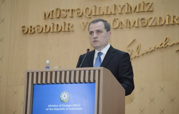    Azərbaycanlı nazir Ermənistana xəbərdarlıq edib   