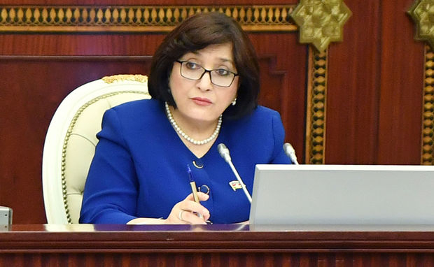 “Səfər Mehdiyev deputatları deyil, məmurları nəzərdə tutur”- Sahibə Qafarova   