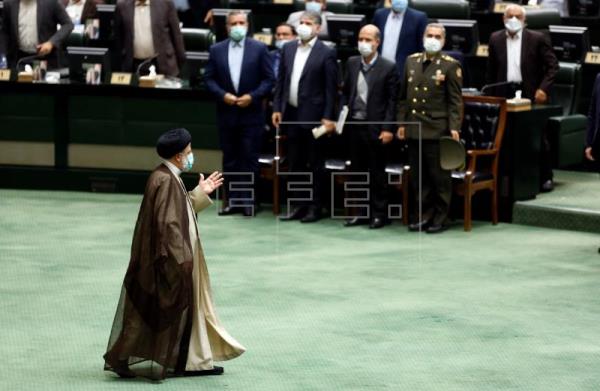 Irán dice que las nuevas sanciones son incompatibles con la negociación nuclear