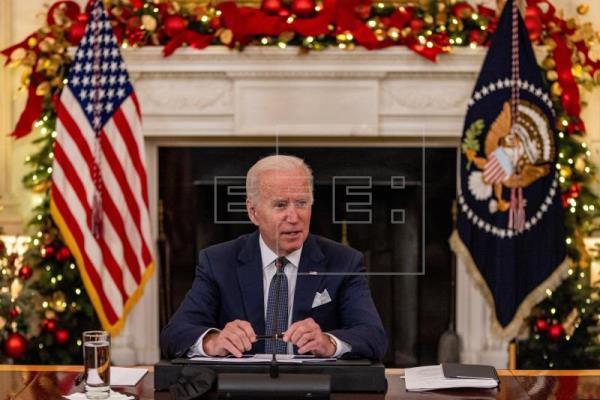 Biden transmite a Ucrania compromiso de responder con medidas fuertes a Rusia