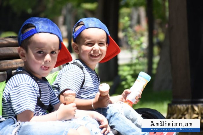 Bu il 2346 əkiz, 63 üçəm, 4 dördəm doğulub  
