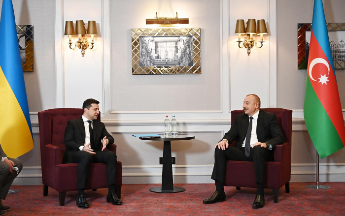 Zelensky invites President Aliyev to visit Ukraine 