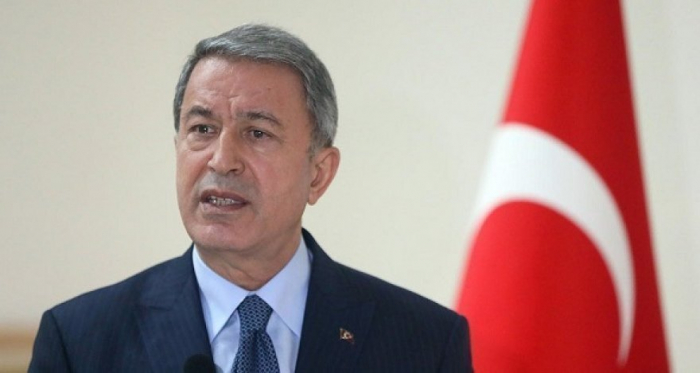  Hulusi Akar: "Estaremos con Azerbaiyán hasta el final" 