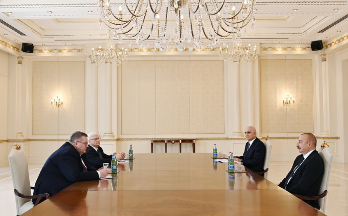  Azerbaijani President receives Russian Deputy Prime Minister  