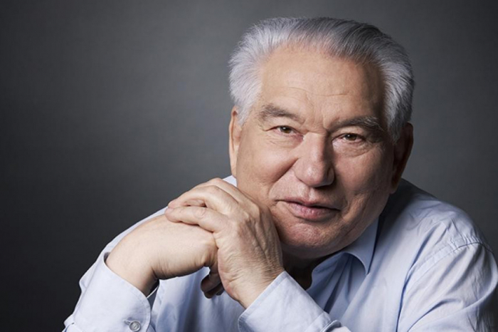 Statue to prominent Kyrgyz writer Chingiz Aitmatov to be erected in Baku