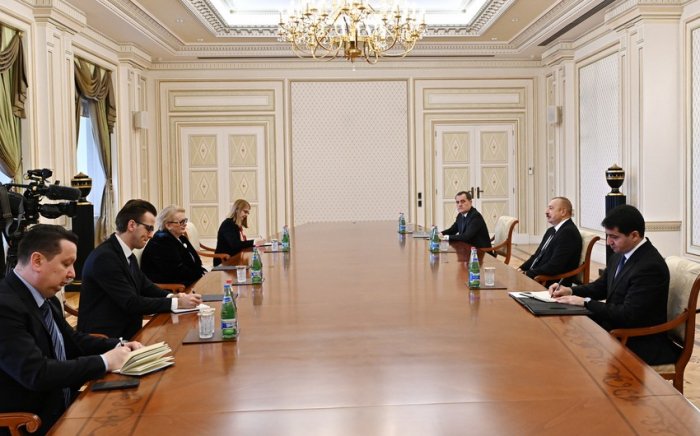   Ilham Aliyev recibe a la canciller de Bosnia y Herzegovina  