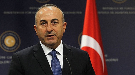 Türkischer Außenminister Mevlut Cavusoglu gratuliert Präsident Aliyev