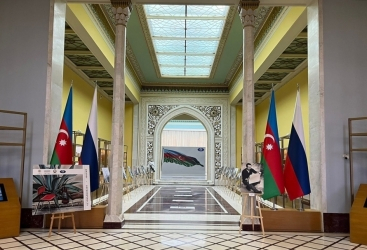 افتتاح معرض "الحكايات الأذربيجانية" في معرض الإنجازات الشعبية في موسكو