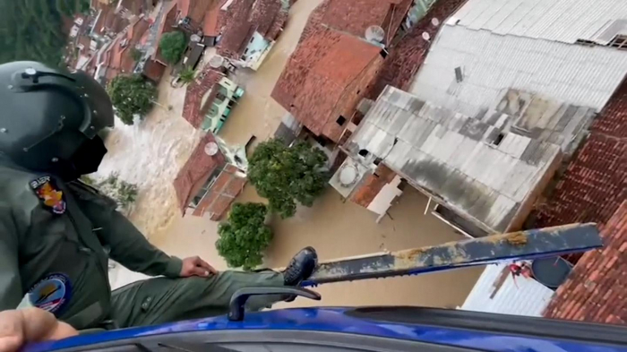  Devastating floods after two dams break in Brazil -  NO COMMENT  