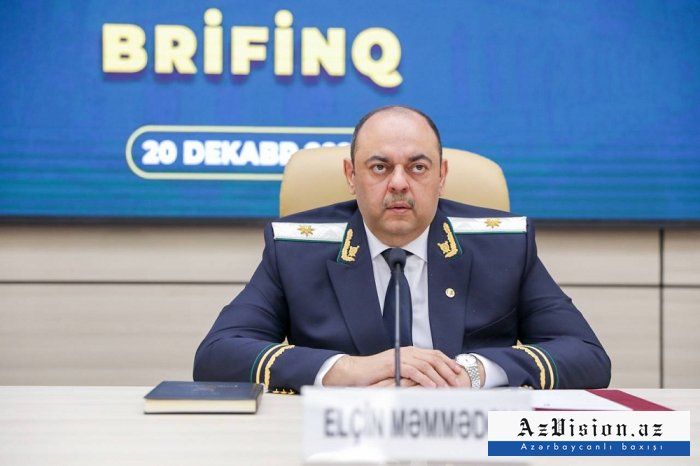    "Zərbələrin təsirindən helikopterdə olan şəxslərdən 4 nəfər çölə atılıb" -    Elçin Məmmədov      