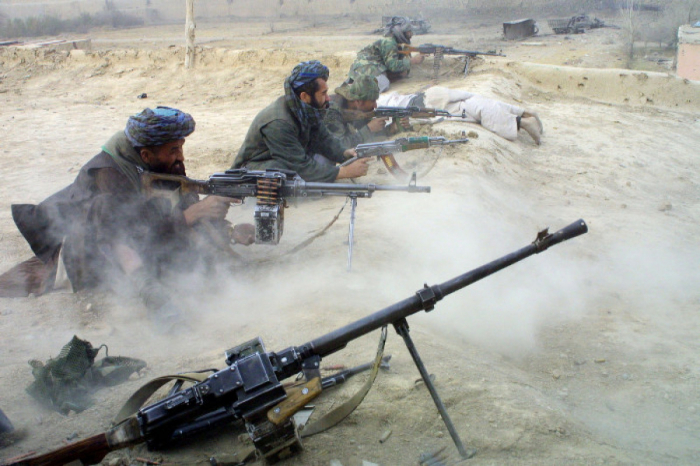 "Taliban" şirin quyruğu ilə oynamağa başladı 