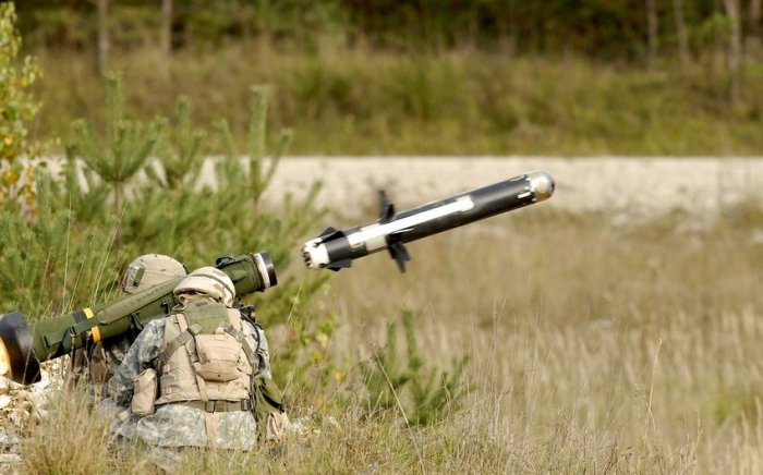ABŞ Ukraynaya tank əleyhinə "Javelin" sistemləri tədarük edib