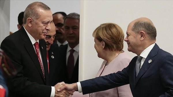   Ərdoğan Şolzla Türkiyə-Almaniya münasibətlərini müzakirə edib  