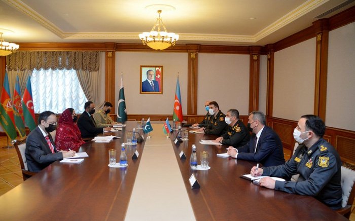    Pakistanla hərbi əməkdaşlıq müzakirə edilib   