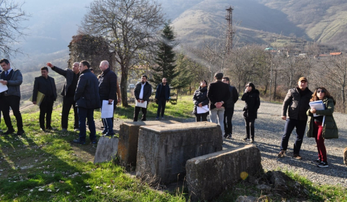 Grupos de trabajo azerbaiyanos del Centro Interdepartamental visitan el asentamiento de Hadrut en Khojavand