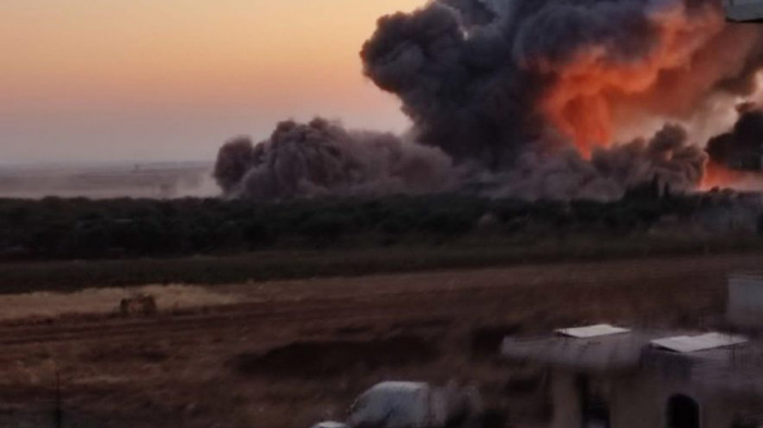 Rusiya Suriyada silah anbarını bombaladı 