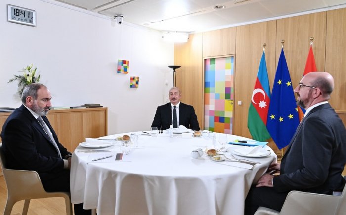    ABŞ Azərbaycan və Ermənistan liderlərinin Brüssel görüşlərini alqışlayıb    